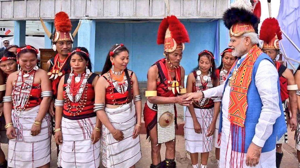 Тибето бирманские. Nagaland Король. Тибето-бирманские языки народы. Тибето-бирманские Горцы. Тибето бирманская группа.